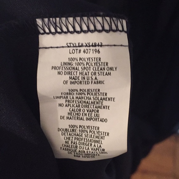 Gown - Picture 5 of 5